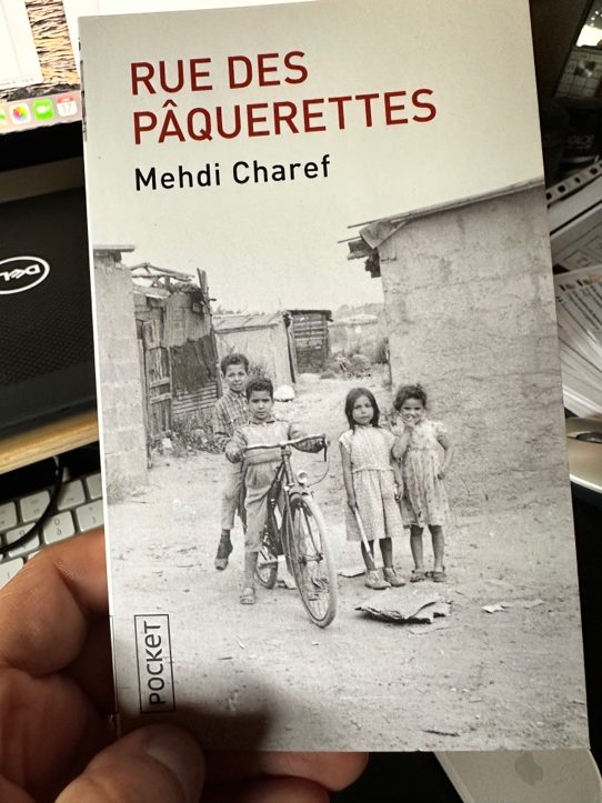 Une image contenant texte, Impression, papier
Description générée automatiquement